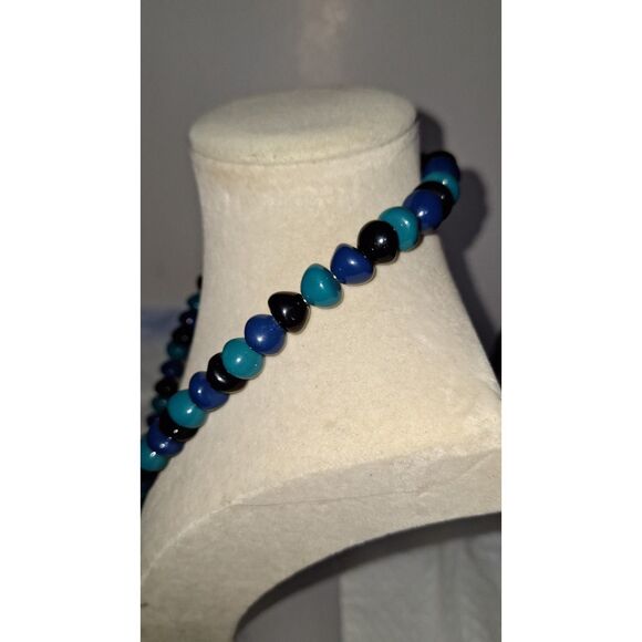 Acrylic Beaded Vintage Women's Necklace Black and Blue Mid-Century Look - Picture 4 of 8